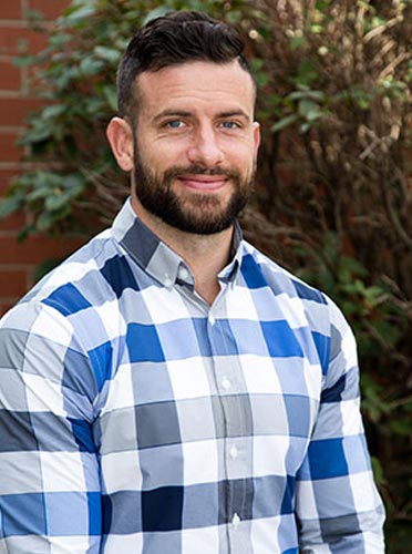 Chiropractor Crystal Lake IL Dr. Josh Young Chiropractor Crystal Lake IL Dr. Josh Young