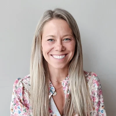 Chiropractor Crystal Lake IL Emily Young Meet The Team